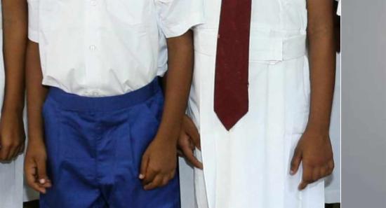 ලබන වසරේත් මෙරට සිසුන්ට චීනයෙන් නොමිලේ නිල ඇඳුම්